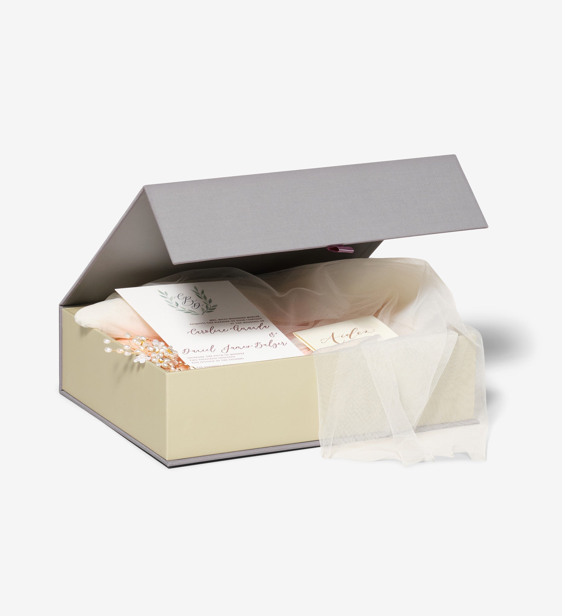 Savor | Deluxe Personalized Wedding Keepsake Box | Custom Fabric Bound  Acid-Free Keepsake and Memory Organizer with Labels for Wedding Day, Bridal