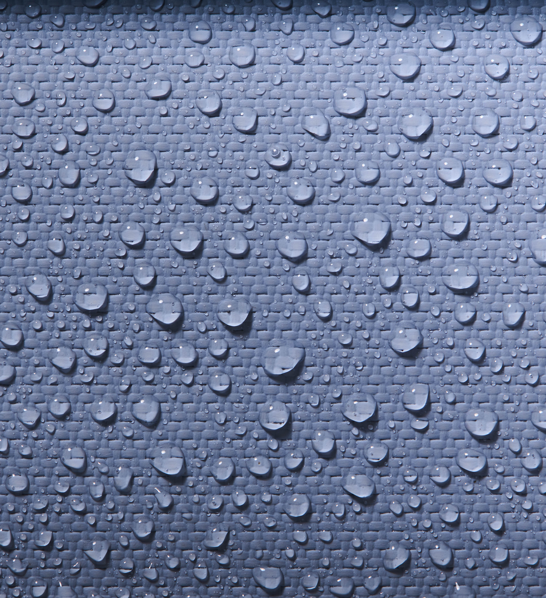 FB4A_Water_drops_Close_up_detail_Cropped.png