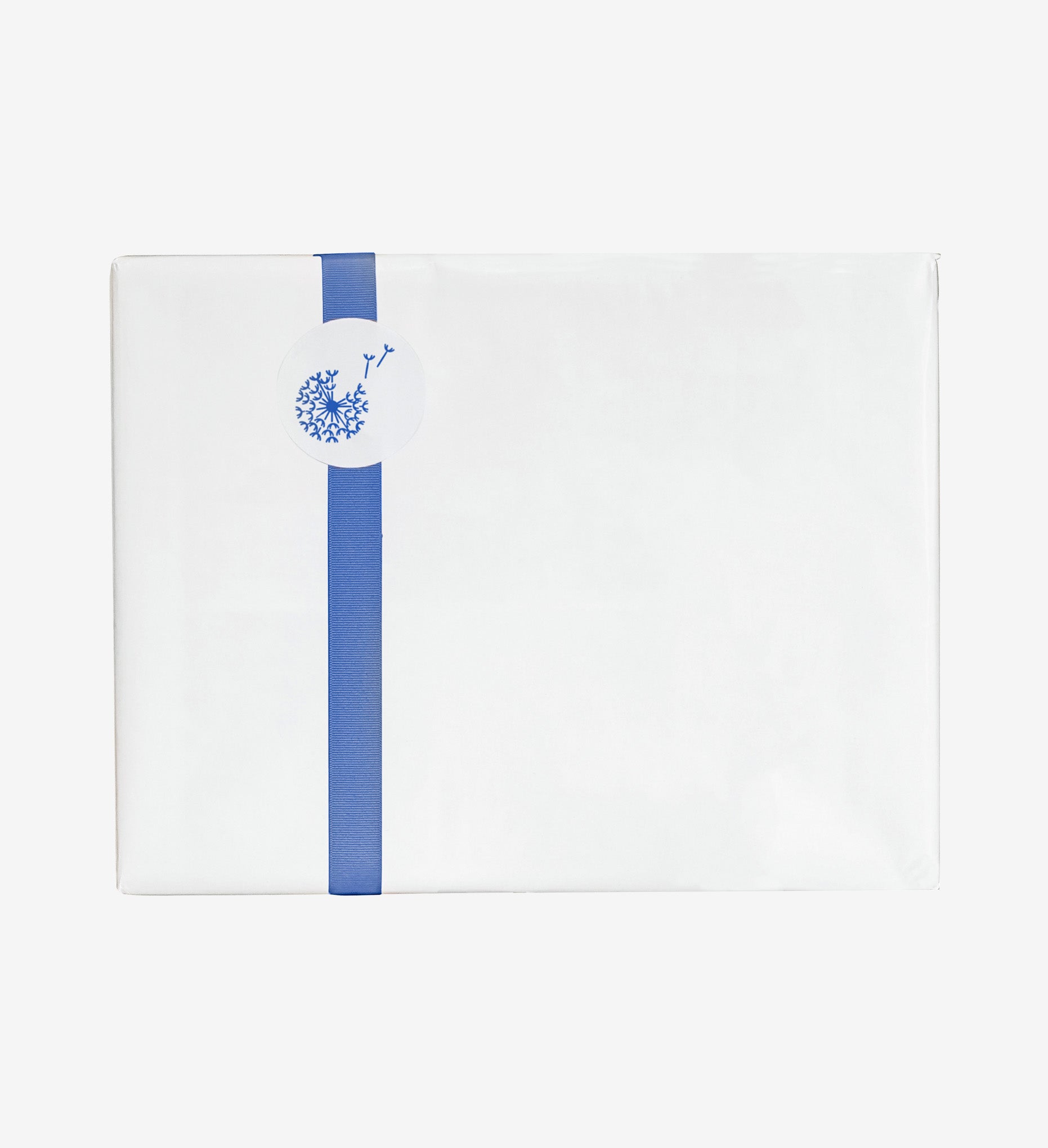 Savor gift wrap paper with flower sticker